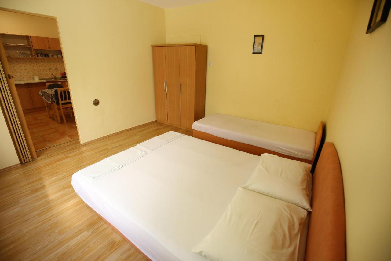 Apartmani Buca 比奥格勒·纳·莫鲁 外观 照片